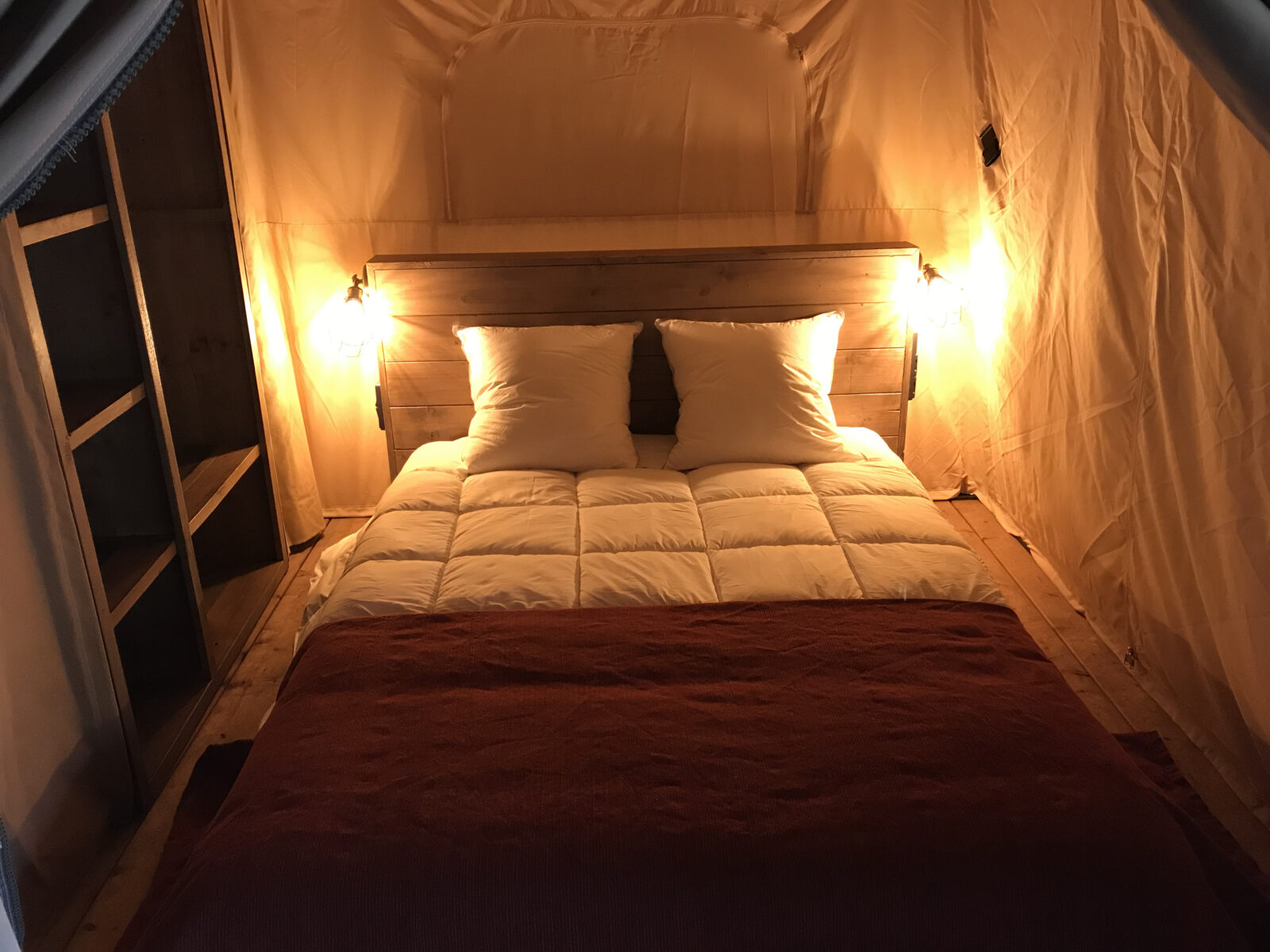 Le Mas de Tresse Lodge bedroom 1